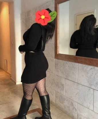 Я опытная и умею предугадывать желания своего партнера.
💃 Мои услуги разнообразны: я могу стать твоей нежной и страстной подругой на вечер, которая заслуживает твоего внимания. Вместе мы сможем окунуться в мир настоящего наслаждения и раскрыть все свои фантазии.
🔥 Я живу в Москве, городе столице, где мое чувственное тело ждет только тебя. У меня есть много положительных отзывов от моих довольных клиентов, которые уже оценили все прелести, которые я могу предложить.
📸 На моем фото ты можешь увидеть, как я выгляжу, и убедиться в моей красоте и соблазнительности. Я обещаю, что личная встреча сможет превзойти даже самые смелые ожидания.
💌 Не откладывай свое удовольствие на потом, напиши мне и давай сделаем нашу встречу незабываемой! Я жду только тебя, чтобы подарить тебе незабываемые эмоции и наслаждение. Тамара